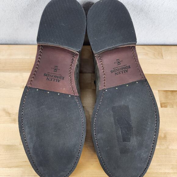 Allen Edmonds Cyrus Chukka Boots Mens 13 D Gray Suede Rubber Sole Lace Up main image 6